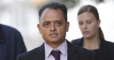 طبيب بريطاني يرتكب 90 اعتداءً جنسياً على مريضاته.. أنجلينا جولى كلمة السر