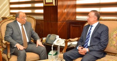 وزير التنمية المحلية يبحث مع محافظ الإسكندرية مشروعات الاستفادة من مياه الأمطار
