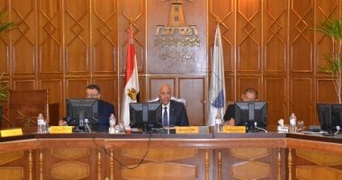 رئيس جامعة الإسكندرية: مراجعة منظومة الأمن وعقوبات لردع الطلاب مستخدمي العنف