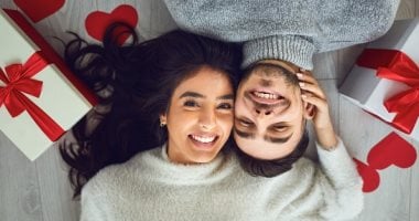 شموع ولا دعوة على العشاء.. اعرف هدية الفلانتين المناسبة لحبيبك حسب برجه