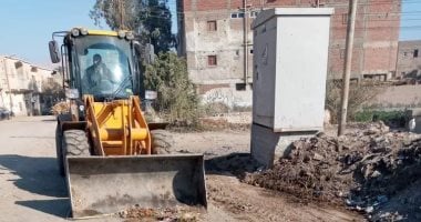 محافظة قنا: رفع 334 طن مخلفات وتراكمات قمامة فى 6 مدن بالمحافظة