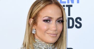 جنيفر لوبيز محتشمة فى Spirit Awards وسكارليت جوهانسون متألقة فى "البولكا دوت"