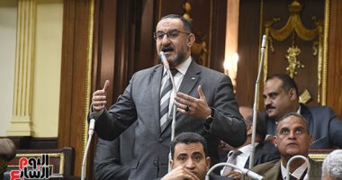 البرلمان: 3 سنوات مدة سريان رخصة "السايس" برسم لا يتجاوز 2000 جنيه