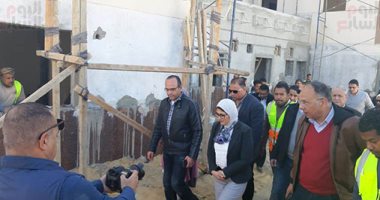 وزيرة الصحة تتفقد أعمال تطوير ورفع كفاءة وحدة الشيخ موسى الصحية بالكرنك