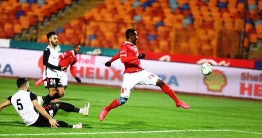 صور.. الأهلي يتقدم على الطلائع بهدف أجاي فى الشوط الأول