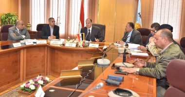 محافظ أسيوط يوافق على إنشاء مكتبين للسجل المدنى ومنطقة تأمينات اجتماعية