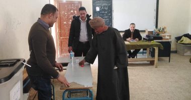 صور.. محافظ المنيا: انتظام سير الانتخابات التكميلية لمجلس النواب فى مركز ملوى