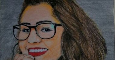 قارئ من بنى سويف يشارك بلوحاته الفنية لإظهار موهبته