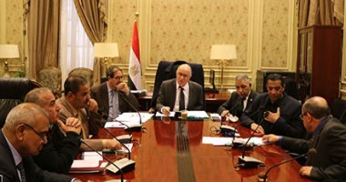 شباب النواب تطالب الوزارة بحصر العمالة غير المؤمن عليهم بمراكز الشباب 