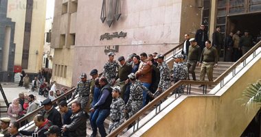 صور.. تفاصيل ثانى جلسات الاستئناف للمتهمين بقتل "شهيد الشهامة".. غياب والد المجنى عليه وحضور والد "راجح".. محامى البنا: الفيديوهات أكدت عدم حمل المجنى عليه أى آلة حادة.. وتأجيل القضية لـ25 فبراير المقبل
