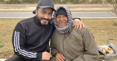 فرحه باللى تقدر عليه.. تامر حسنى يتضامن مع حملة إسعاد المحتاجين بصورة