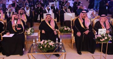 صور.. أمير منطقة الرياض يرعى حفل تخريج الجامعة العربية المفتوحة 