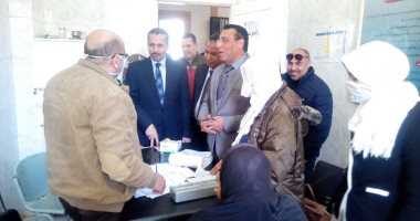 صور .. جامعة المنصورة تستكمل تنفيذ القوافل الطبية والزراعية بالداخلة مجانا