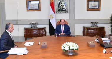 السيسى يوجه محافظ البنك المركزى باستمرار إجراءات تحسين مؤشرات الاقتصاد