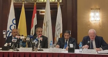 صور.. تنمية التجارة الداخلية: إتاحة خدمات السجل التجارى دون التقييد بالموقع الجغرافى