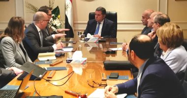 وزير قطاع الأعمال: نستهدف تعظيم القيمة المضافة للقطن المصرى وإعادته لمكانته 
