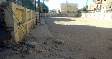 توقف أعمال صيانة مركز شباب الحلة.. شكوى شباب القرية بمحافظة قنا