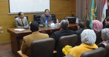 صور .. ورشة عمل عن الأمن والسلامة داخل المعامل لشباب الباحثين بجامعة بنها
