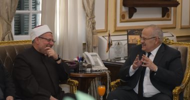 ماذا دار بين الخشت ومفتى الجمهورية حول قضية تجديد الخطاب الدينى.. اعرف التفاصيل