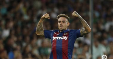 روجر مارتى مهاجم ليفانتي مرشح لتعويض ديمبيلي فى برشلونة