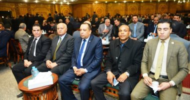 قيادات حزبية وشخصيات عامة يشاركون فى عزاء نائب رئيس حزب الحرية المصرى