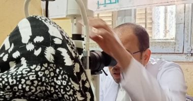 صور.. فحص 1000 مواطن ضمن مبادرة "عينك فى عنينا" بالمنوفية