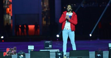 بهاء سلطان يطرب جمهوره فى حفل عيد الحب باستاد القاهرة.. بعد غياب طويل