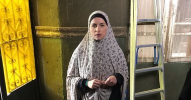 "بالحجاب والجلباب".. الفنانة نور من كواليس تصوير مسلسل البرنس