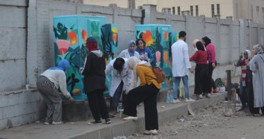 صور.. شباب الجيزة يبدعون لتجميل الأسوار وكبائن التليفونات والكهرباء