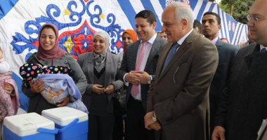 صور.. محافظ الجيزة: 4130 فرقة طبية ثابتة ومتحركة منتشرة للتطعيم ضد شلل الأطفال