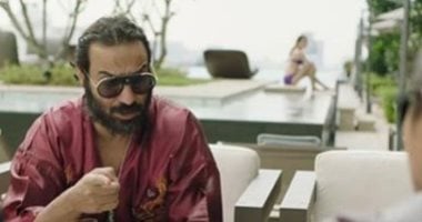 هكذا هنأ نجوم الفن أحمد فهمى على فيلمه الجديد العارف
