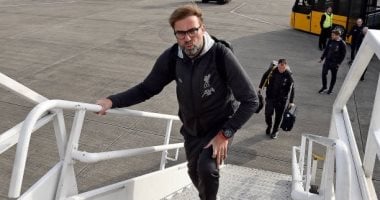 أتلتيكو ضد ليفربول.. محمد صلاح ورفاقه يطيرون إلى مدريد لموقعة دوري الأبطال