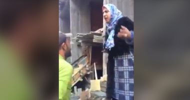 نائبة رئيس مدينة المنصورة لصاحب عقار تحت الإنشاء: "يلا ياروح أمك من هنا".. فيديو