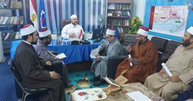"أوقاف السويس" تشدد على التزام الأئمة بأداء الدروس والقوافل والأمسيات الدعوية