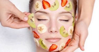 5 وصفات طبيعية للبشرة الجافة بالفواكه 