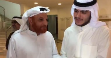 شاهد أول لقاء بين الأب السعودى وابنه المخطوف بعد 20 سنة
