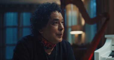 بعد "باب الجمال".. محمد منير يطرح ثانى أغنية من ألبومه الجديد غدًا