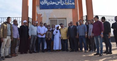 محافظ البحر الأحمر يعلن عن وحدات سكنية في أول زيارة لحلايب
