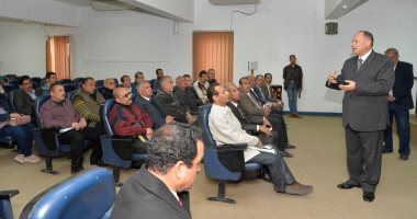 "كيفية مواجهة فيروس كورونا بطرق آمنه" ..ندوات فى أسيوط للعاملين فى الصحة