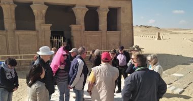صور.. وفد سياحى ألمانى يزور المناطق الأثرية بمحافظة المنيا