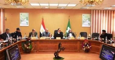 استبدال عدادات الكهرباء القديمة بـ"الكودية" فى دور العبادة بالشرقية