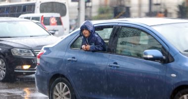 الغيوم تغطى سماء المحافظات .. وأمطار على مناطق متفرقة بالقاهرة والجيزة