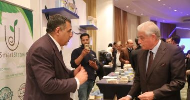 صور.. محافظ جنوب سيناء: إقامة مصنع لأكياس الورق وحظر استخدام "البلاستيك"