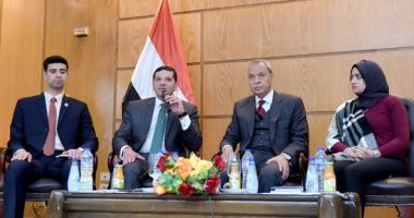 رئيس هيئة الاستثمار يقترح خلق كيان مُوحد يضم موظفي هيئتي "الاستثمار" و"التنمية الصناعية" 
