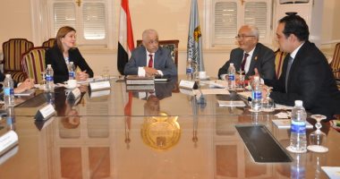التعليم تبحث مع الخارجية الأمريكية التوسع فى تدريس الإنجليزية للطلاب فى المدارس