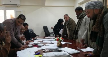 بدء إجراءات صرف تعويضات نجع أبو عصبة لمواطنى الأقصر