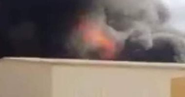 الحماية المدنية بالإسكندرية تسيطر على حريق هائل بمصنع فى برج العرب