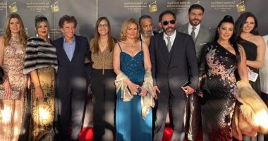يسرا تحصد لقب سفيرة الدراما بختام مهرجان أيام القاهرة بباريس.. اعرف التفاصيل
