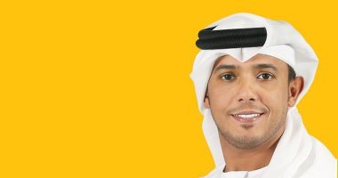 كاتب إماراتي عن مبارة الأهلى والزمالك: كل شىء في بلادنا أصبح بألوان مصر