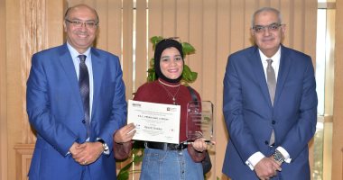 طالبة من جامعة المنصورة تحصل على المركز الرابع عالميا فى التصوير الجدارى